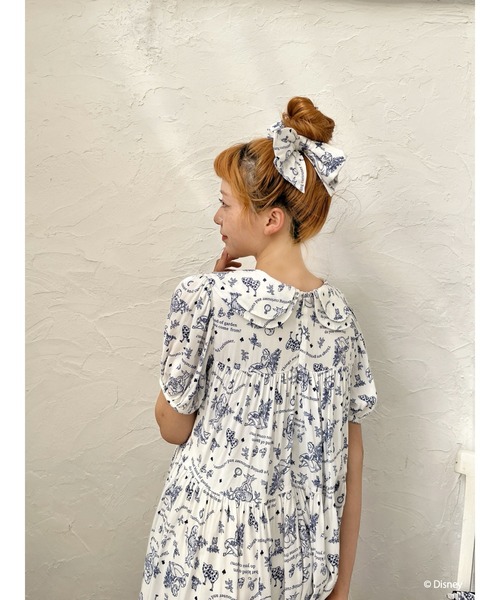 Disney(ディズニー)の「【Disney】ふしぎの国のアリス/トワル・ドゥ・ジュイSTYLEダブルカラーワンピース(ワンピース・レディース・ネイビー/ブルー・FREE)」の20枚目の写真