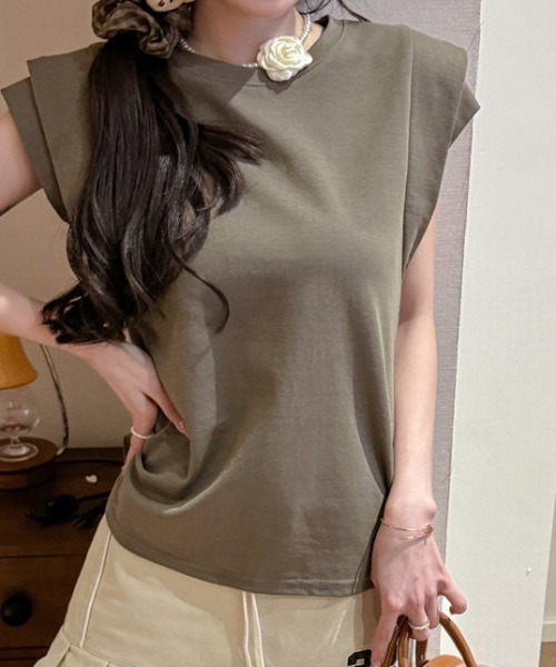 deux amour(ドゥーザムール)の「フレンチダブルスリーブトップス(Tシャツ/カットソー・レディース・カーキ/ブラック/ホワイト/グレー・FREE)」の4枚目の写真
