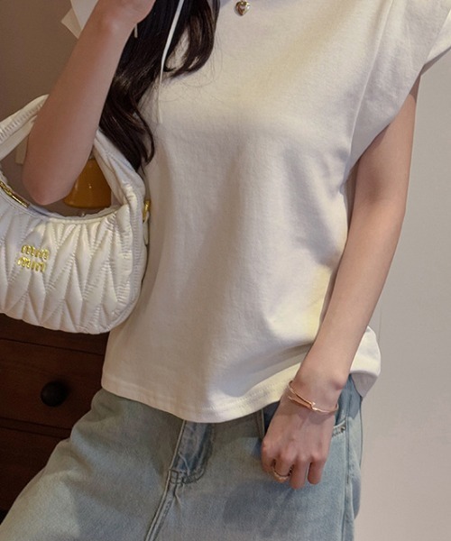 deux amour(ドゥーザムール)の「フレンチダブルスリーブトップス(Tシャツ/カットソー・レディース・カーキ/ブラック/ホワイト/グレー・FREE)」の6枚目の写真