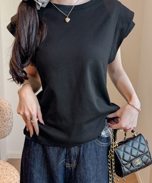 deux amour(ドゥーザムール)の「フレンチダブルスリーブトップス(Tシャツ/カットソー・レディース・カーキ/ブラック/ホワイト/グレー・FREE)」の9枚目の写真