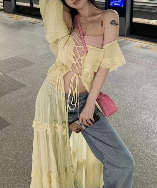 NANEA（ナネア）の「前後着用可能　2wayシアーレースアップカーディガンワンピース（ワンピース・レディース・アイボリー・フリー）」の11枚目の写真