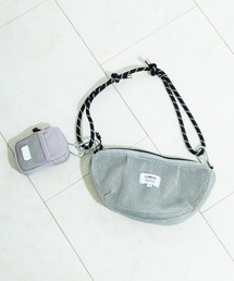 ACCOMMODE（アコモデ）の「カラップメッシュショルダー（ショルダーバッグ）」