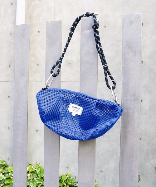 ACCOMMODE（アコモデ）の「カラップメッシュショルダー（ショルダーバッグ・レディース・ブラック/ブルー/グレー/アイボリー/カーキ/ミント/オレンジ/パープル・FREE）」の6枚目の写真