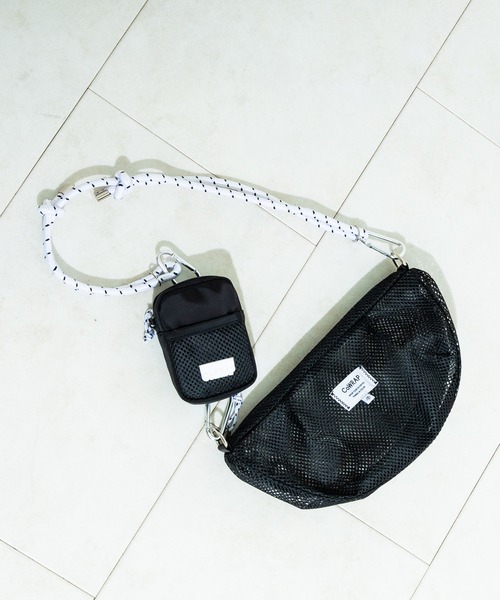 ACCOMMODE（アコモデ）の「カラップメッシュショルダー（ショルダーバッグ・レディース・ブラック/ブルー/グレー/アイボリー/カーキ/ミント/オレンジ/パープル・FREE）」の9枚目の写真