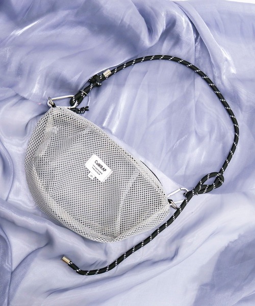 ACCOMMODE（アコモデ）の「カラップメッシュショルダー（ショルダーバッグ・レディース・ブラック/ブルー/グレー/アイボリー/カーキ/ミント/オレンジ/パープル・FREE）」の18枚目の写真