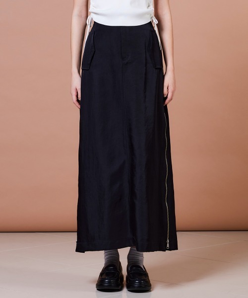 DOUBLE STANDARD CLOTHING(ダブルスタンダードクロージング)の「MA-1 スカート(スカート・レディース・ブラック/オフホワイト・38/36)」の9枚目の写真