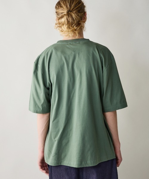 rehacer(レアセル)の「rehacer : Blooming Exit Relax Fit T-Shirt / ブルーミング イクジット リラックスフィットTシャツ(Tシャツ/カットソー・メンズ・スミクロ/グリーン/ブルー・SMALL/MEDIUM/LARGE/X-LARGE)」の12枚目の写真