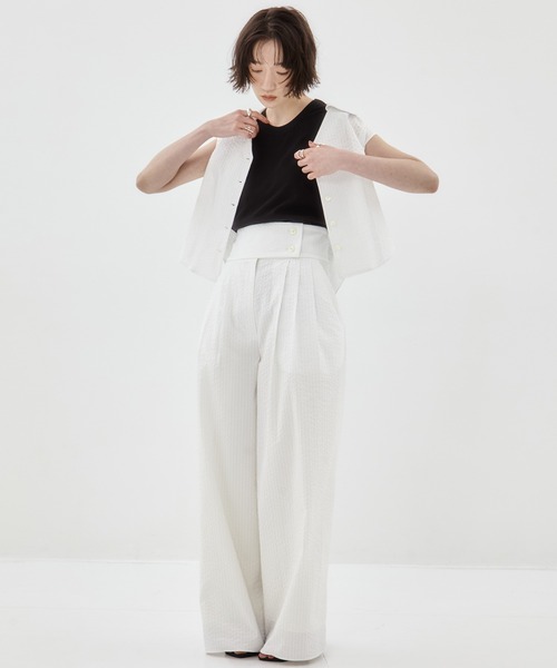 STUDIOUS（ステュディオス）の「【STUDIOUS/ステュディオス】Seersucker Flare Pants/シーサッカーフレアパンツ（その他パンツ・レディース・ブラック/ホワイト/ストライプ・1/2）」の11枚目の写真