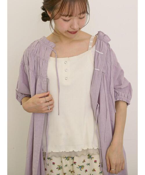 Samansa Mos2（サマンサ モスモス）の「裾レイヤード風レースキャミ（キャミソール・レディース・チャコールグレー/ブルー/キナリ/カーキ・F）」の6枚目の写真