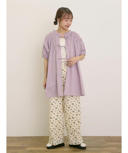 Samansa Mos2（サマンサ モスモス）の「裾レイヤード風レースキャミ（キャミソール・レディース・チャコールグレー/ブルー/キナリ/カーキ・F）」の9枚目の写真