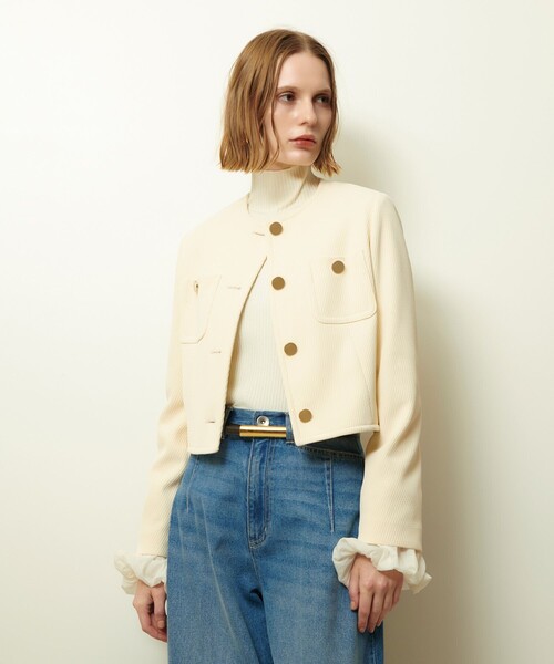 BEARDSLEY 後ろプックリダンボールノーカラージャケット ベージュ美品 人気のダンボール素材とシルエット》ウシロプックリダンボールコート