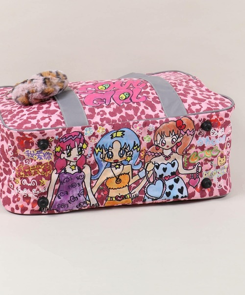 SPINNS(スピンズ)の「『SOUL PUSSSY CAT』キーホルダー付きスクールバッグ(ショルダーバッグ・レディース・ブルー/ピンク系その他・ONESIZE)」の3枚目の写真