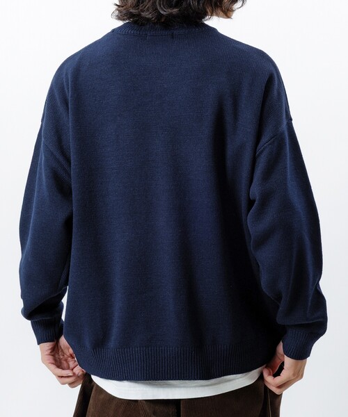FREAK'S STORE（フリークスストア）の「限定展開 Relax Fit リラックスフィット イージーケア ウォッシャブル クルーネックニット（ニット/セーター・メンズ・ブラック/グレー/チャコールグレー/オリーブ/ネイビー/バーガンディー/ブラウン・SMALL/LARGE/MEDIUM）」の13枚目の写真