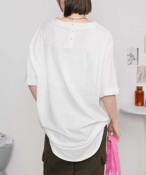 RCD(アールシーディー)の「ロールアップハーフスリーブカットソー(Tシャツ/カットソー・レディース・カーキ/ブラック/杢グレー/オフホワイト・4L~5L/LL~3L/M-L)」の7枚目の写真