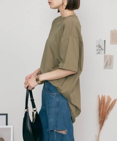 RCD(アールシーディー)の「ロールアップハーフスリーブカットソー(Tシャツ/カットソー・レディース・カーキ/ブラック/杢グレー/オフホワイト・4L~5L/LL~3L/M-L)」の15枚目の写真