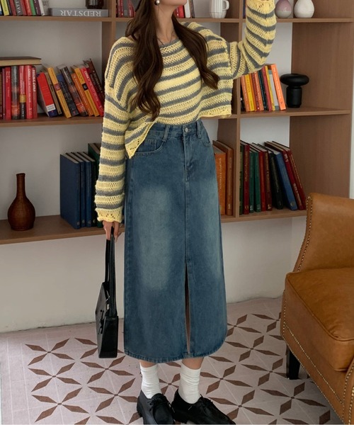 AMAJI(アマジ)の「フロントスリットデニムロングスカート(スカート・レディース・ブラック/ブルー/ライトブルー・SMALL/MEDIUM/LARGE)」の3枚目の写真