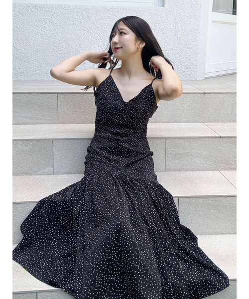 MERCURYDUO(マーキュリーデュオ)の「ドットプリントナローワンピース(ワンピース・レディース・ブラック/オフホワイト・SMALL/MEDIUM)」の4枚目の写真