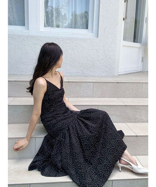 MERCURYDUO(マーキュリーデュオ)の「ドットプリントナローワンピース(ワンピース・レディース・ブラック/オフホワイト・SMALL/MEDIUM)」の5枚目の写真
