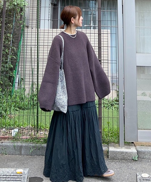 notch.（ノッチ）の「【 notch. by KR 】カーブスリーブオーバーサイズニット（ニット/セーター・レディース・ブラウン/ブラック/ネイビー/グリーン・M）」の10枚目の写真