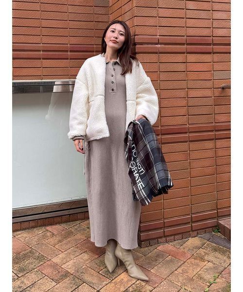 styling/（スタイリング）の「ヘンリーネックニットワンピース（ワンピース・レディース・ベージュ/ブラック/ダークグリーン・0/1）」の17枚目の写真