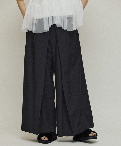 Firsthand(ファーストハンド)の「Firsthand/ファーストハンド フロントタック ワイドスラックスパンツ / ルーズシルエット(スラックス・レディース・ブラック/チャコールグレー・MEDIUM/SMALL)」の4枚目の写真