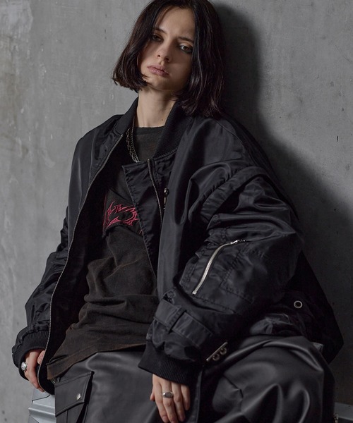 ERAR(エラー)の「【ERAR】ジップアーム2wayハイギミックキルティング中綿MA-1ブルゾン(MA-1・メンズ・ブラック/ワイン・S/M/L/XL)」の5枚目の写真