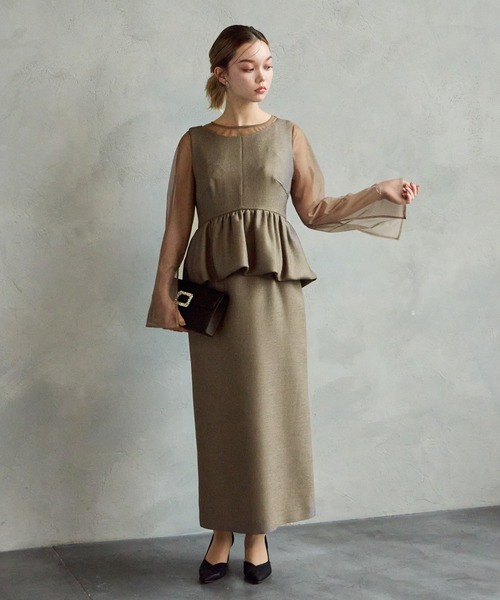 ペプラムタイトラインパーティードレス 結婚式 お呼ばれ ドレス 20代