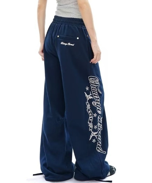 AsRiRe（アスリレイ）の「25aw　サイドししゅうロゴスウェットパンツ（スウェットパンツ・レディース・ライトグレー/ネイビー・M）」の9枚目の写真