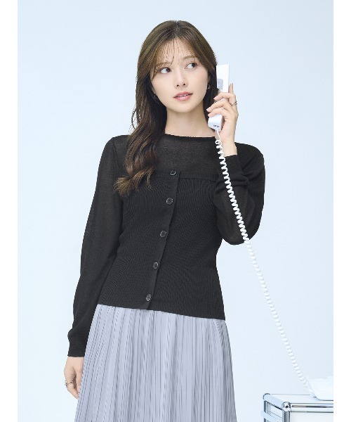 SUIT SQUARE(スーツスクエア)の「CHANTOWA クルーネックシアーニット 長袖 ウォッシャブル ベアトップ付き(Tシャツ/カットソー・レディース・ホワイト系/ブラック系・38(9号))」の1枚目の写真