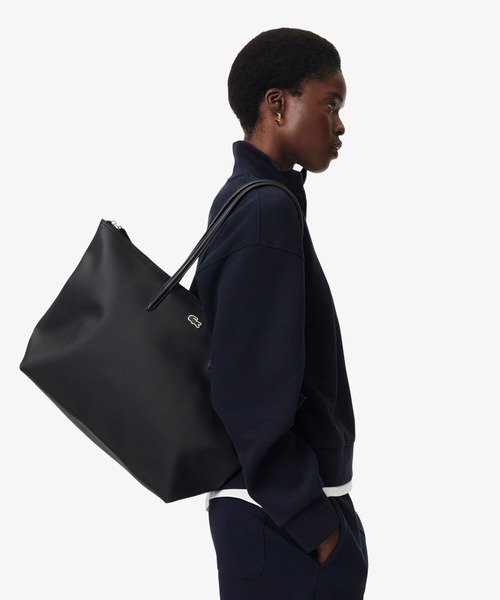LACOSTE(ラコステ)の「L.12.12 プチピケ ラージ トートバッグ(トートバッグ・レディース・ベージュ/ダークネイビー/バーガンディー/ピンク/レッド/ブラック/パープル/ダークグリーン/アイボリー/ライトブルー/オレンジ/ホワイト/ナチュラル/フューシャピンク/ライトピンク/バイオレット/サックスブルー/クリーム・FREE)」の4枚目の写真