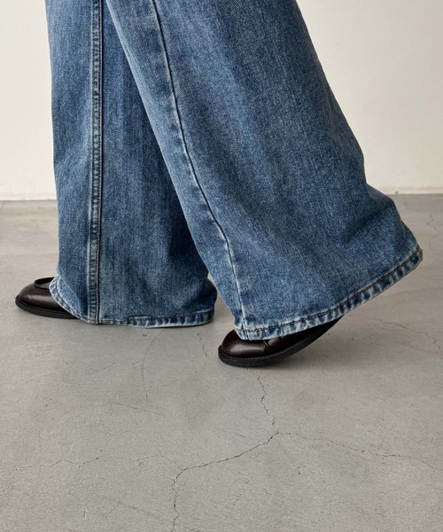 canal jean OUVIR　SKEWデニムパンツ CANAL JEAN（キャナルジーン）の「OUVIR SKEWデニムパンツ（デニム