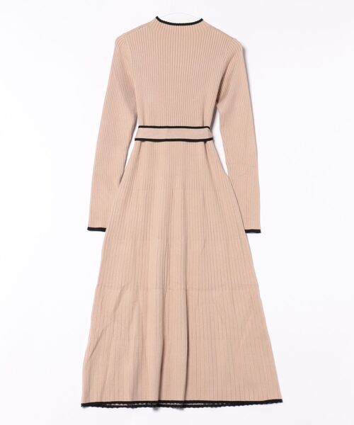 CLEAR BASIC（クリアベーシック）の「配色リボンフレアロングニットワンピース[大人 フェミニン 上品]≪AW新作≫（ワンピース・レディース・ベージュ/ブラック・F）」の18枚目の写真