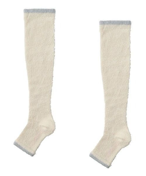 GUNZE(グンゼ)の「UCHI-COLLE/ウチコレ ナイトソックス 着圧ソックス トゥレスハイソックス ~適度な圧着でおやすみタイムを有効に~(ソックス/靴下・レディース・ピンク系その他/オフホワイト/ライトグレー・23-25)」の2枚目の写真