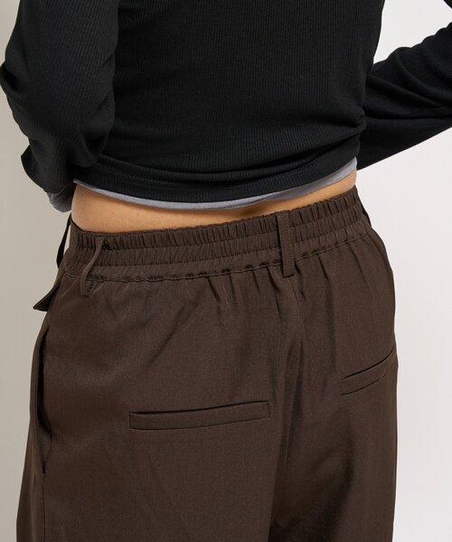 WHO'S WHO gallery（フーズフーギャラリー）の「【WEB限定】HiNTワイドスラックス（スラックス・レディース・ブラック/ブラウン・SMALL/MEDIUM）」の17枚目の写真