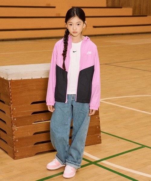 JORDAN BRAND（ジョーダンブランド）の「エア ジョーダン 1 LOW ジュニアシューズ / Air Jordan 1 Low Big Kids' Shoes 553560-614 Medium Soft Pink（スニーカー・キッズ・ピンク・23/22.5/23.5/24/24.5/25）」の3枚目の写真