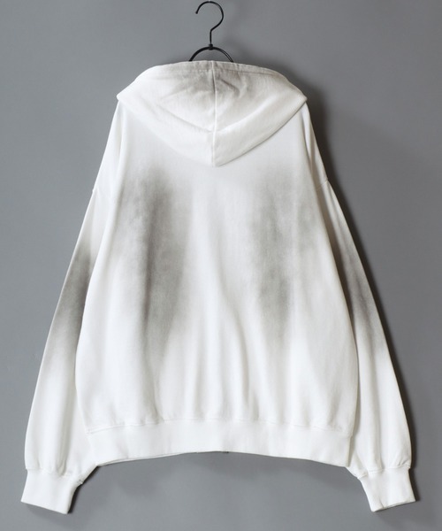 Mark Gonzales（マーク・ゴンザレス）の「MARK GONZALES ARTWORK COLLECTION/マークゴンザレス 別注 グランジ ヴィンテージライク オーバーサイズ ダブルジップ 裏毛 フルジップパーカー フーディー パーカー スウェット レディース メンズ（パーカー・メンズ・チャコール/ホワイト/ブラック・M/L/XL）」の5枚目の写真