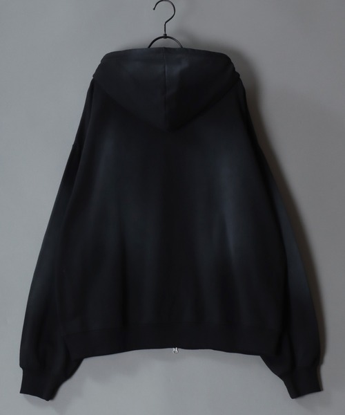 Mark Gonzales（マーク・ゴンザレス）の「MARK GONZALES ARTWORK COLLECTION/マークゴンザレス 別注 グランジ ヴィンテージライク オーバーサイズ ダブルジップ 裏毛 フルジップパーカー フーディー パーカー スウェット レディース メンズ（パーカー・メンズ・チャコール/ホワイト/ブラック・M/L/XL）」の7枚目の写真