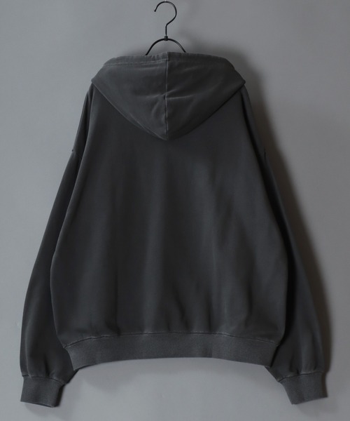 Mark Gonzales（マーク・ゴンザレス）の「MARK GONZALES ARTWORK COLLECTION/マークゴンザレス 別注 グランジ ヴィンテージライク オーバーサイズ ダブルジップ 裏毛 フルジップパーカー フーディー パーカー スウェット レディース メンズ（パーカー・メンズ・チャコール/ホワイト/ブラック・M/L/XL）」の9枚目の写真