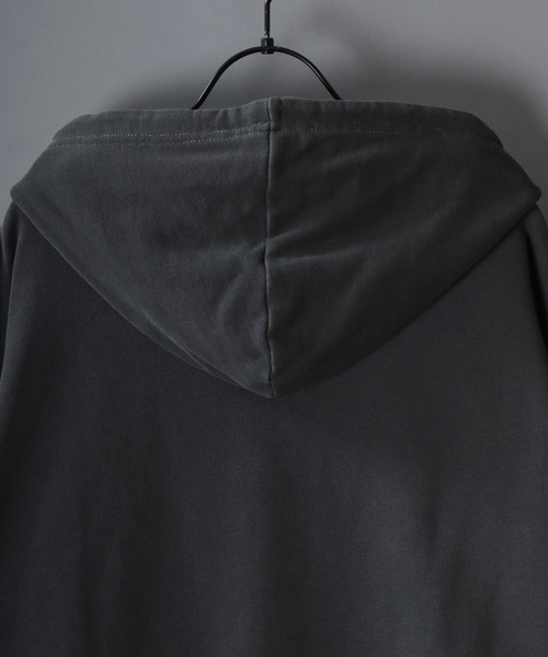 Mark Gonzales（マーク・ゴンザレス）の「MARK GONZALES ARTWORK COLLECTION/マークゴンザレス 別注 グランジ ヴィンテージライク オーバーサイズ ダブルジップ 裏毛 フルジップパーカー フーディー パーカー スウェット レディース メンズ（パーカー・メンズ・チャコール/ホワイト/ブラック・M/L/XL）」の11枚目の写真