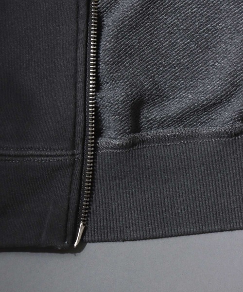 Mark Gonzales（マーク・ゴンザレス）の「MARK GONZALES ARTWORK COLLECTION/マークゴンザレス 別注 グランジ ヴィンテージライク オーバーサイズ ダブルジップ 裏毛 フルジップパーカー フーディー パーカー スウェット レディース メンズ（パーカー・メンズ・チャコール/ホワイト/ブラック・M/L/XL）」の20枚目の写真