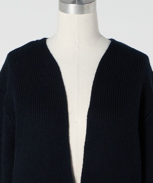 LOEFF(ロエフ)の「<LOEFF>スリットネック ニット プルオーバー(ニット/セーター・レディース・オフホワイト/ネイビー・FREE)」の13枚目の写真