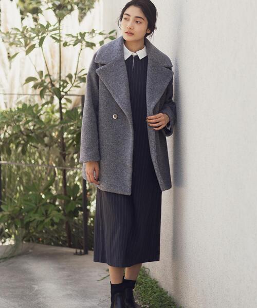 grove（グローブ）の「ふんわりまとう、オーバーサイズテーラーコート（チェスターコート・レディース・ブラック系1/ライトベージュ/グレー・02/03/01/04/05）」の22枚目の写真