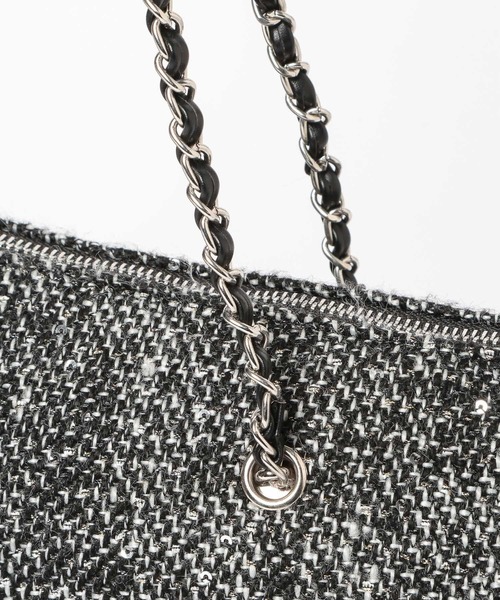 HARE（ハレ）の「ツイードチャームツキバッグ(HARE)（ハンドバッグ・レディース・グレー/ブラック・FREE）」の11枚目の写真