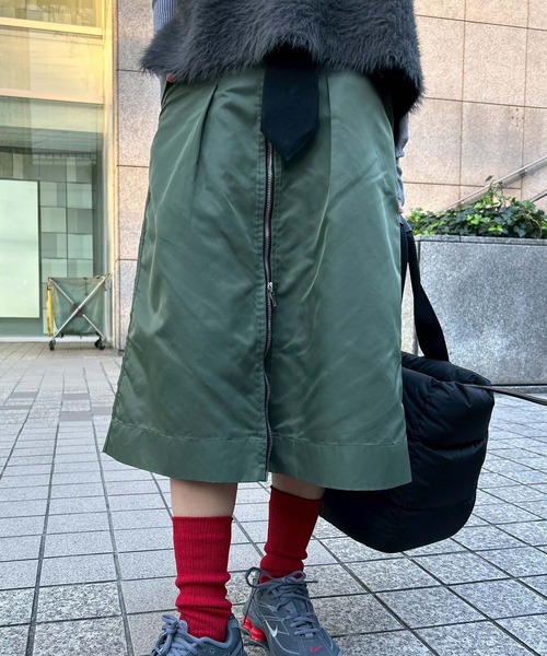 Narcissus（ナルシス）の「ナイロンミディアムスカート/ダブルジップ（スカート・レディース・カーキ/ブラック・FREE）」の21枚目の写真