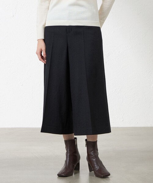 amaca(アマカ)の「ソフトクリアウールワイドクロップパンツ(その他パンツ・レディース・ダークネイビー/ベージュ系その他5・38/40)」の1枚目の写真