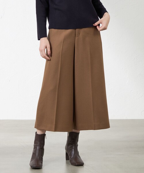 amaca(アマカ)の「ソフトクリアウールワイドクロップパンツ(その他パンツ・レディース・ダークネイビー/ベージュ系その他5・38/40)」の2枚目の写真