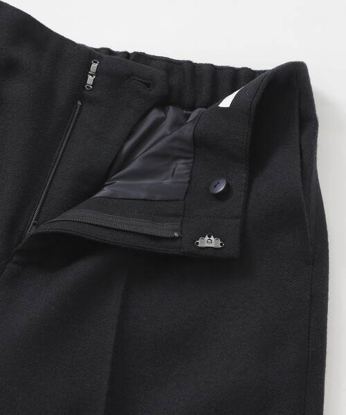 amaca(アマカ)の「ソフトクリアウールワイドクロップパンツ(その他パンツ・レディース・ダークネイビー/ベージュ系その他5・38/40)」の11枚目の写真