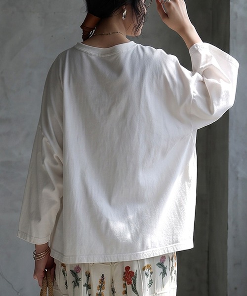 antiqua(アンティカ)の「綿100 クルーネック ロンT(Tシャツ/カットソー・レディース・オフホワイト/チャコールグレー/ブラック・ONESIZE)」の5枚目の写真