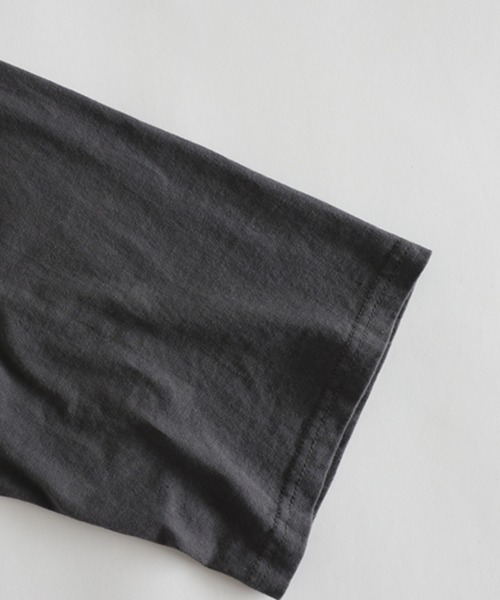 antiqua(アンティカ)の「綿100 クルーネック ロンT(Tシャツ/カットソー・レディース・オフホワイト/チャコールグレー/ブラック・ONESIZE)」の17枚目の写真