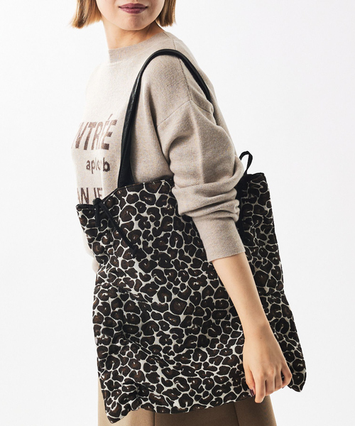 soeur（スール）の「SOEUR/シャーリングトート/うちわもすっぽり/推し活にもおすすめ/A4サイズ（トートバッグ・レディース・ベージュ/その他1/ブラック・フリー）」の12枚目の写真